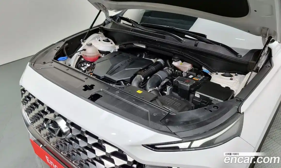 Hyundai Santa Fe 2022 2.5 Автомат в Москве № 112971, фото 3