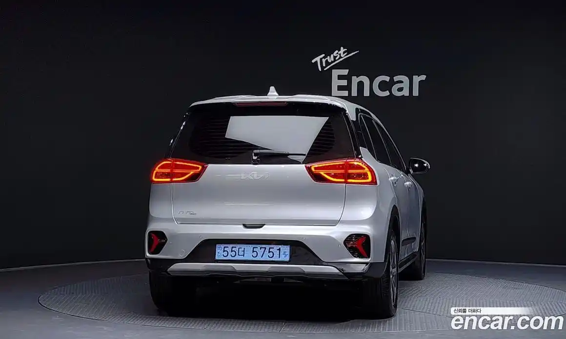 Kia Niro 2023 0.2 Автомат в Москве № 116946, фото 14