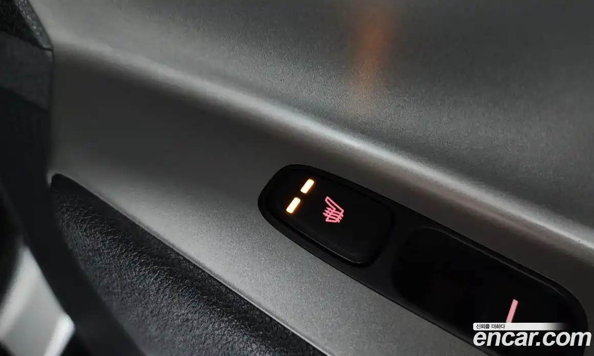 Kia Niro 2023 0.2 Автомат в Москве № 116946, фото 20