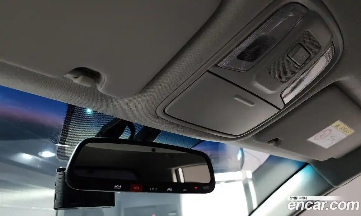 Kia Niro 2023 0.2 Автомат в Москве № 116946, фото 4