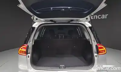 Kia Niro 2023 0.2 Автомат в Москве № 116946, миниатюра 5