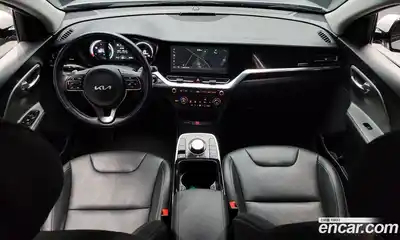 Kia Niro 2023 0.2 Автомат в Москве № 116946, миниатюра 10