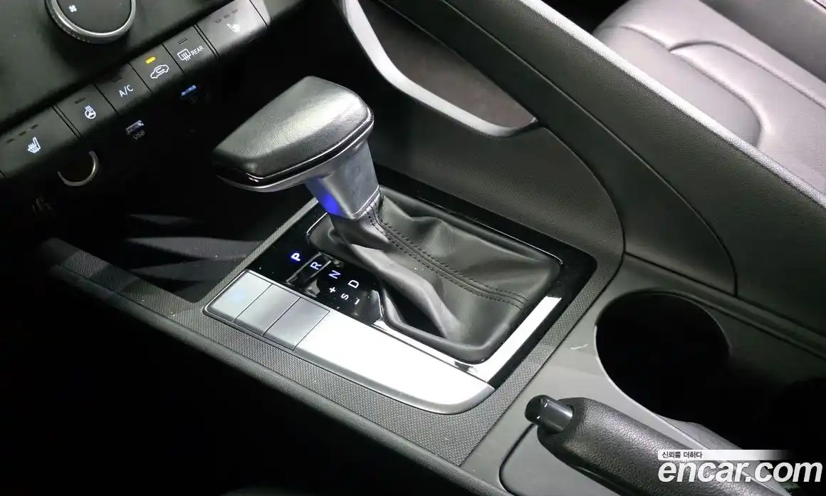 Hyundai Avante 2021 1.6 Автомат в Москве № 118318, фото 11