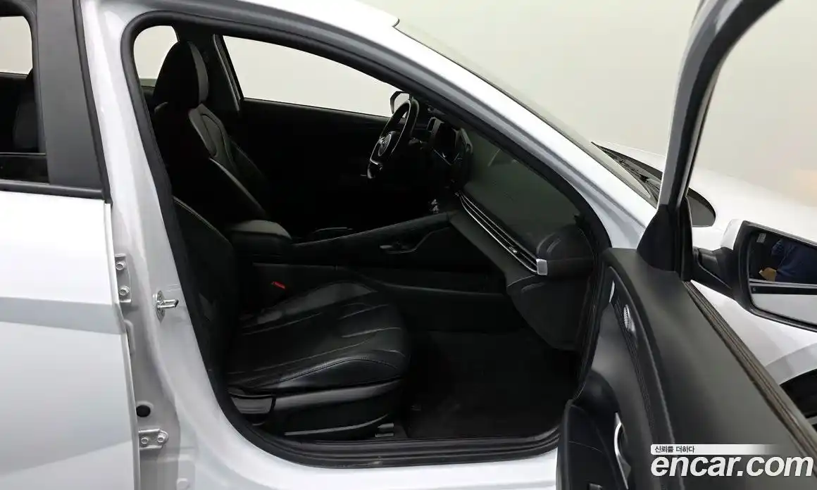 Hyundai Avante 2021 1.6 Автомат в Москве № 118318, фото 13