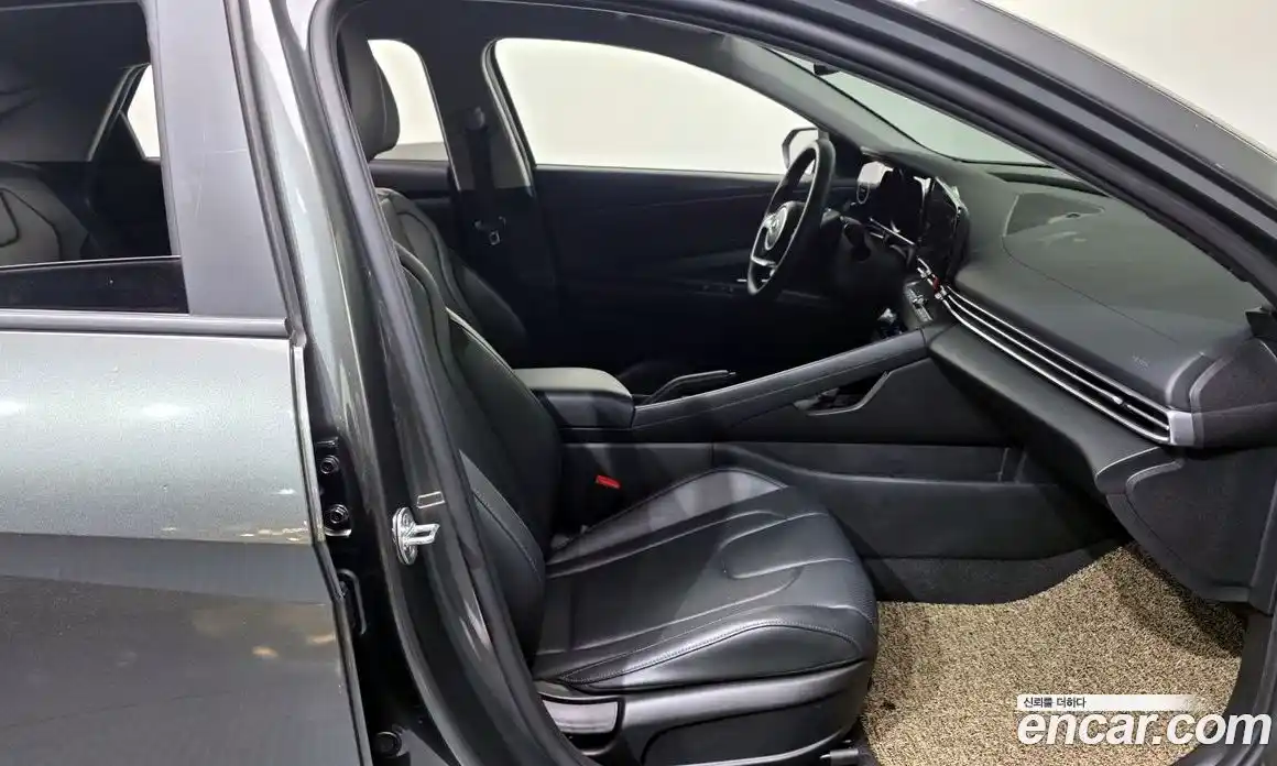 Hyundai Avante 2023 1.6 Автомат в Москве № 119040, фото 18