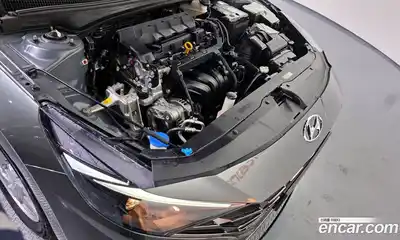 Hyundai Avante 2023 1.6 Автомат в Москве № 119040, миниатюра 3