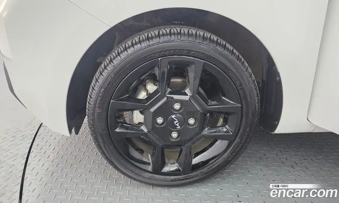 Kia Ray 2023 1.0 Автомат в Москве № 11935, фото 18