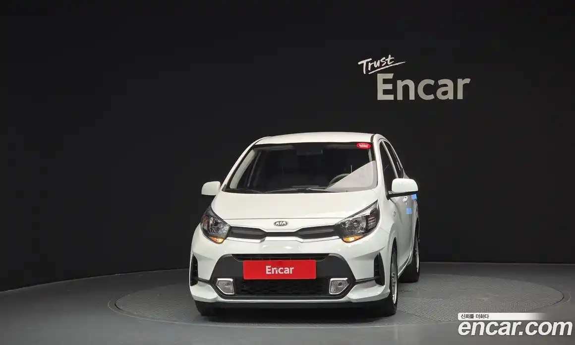 Kia Morning 2021 1.0 Автомат в Москве № 120656, фото 17