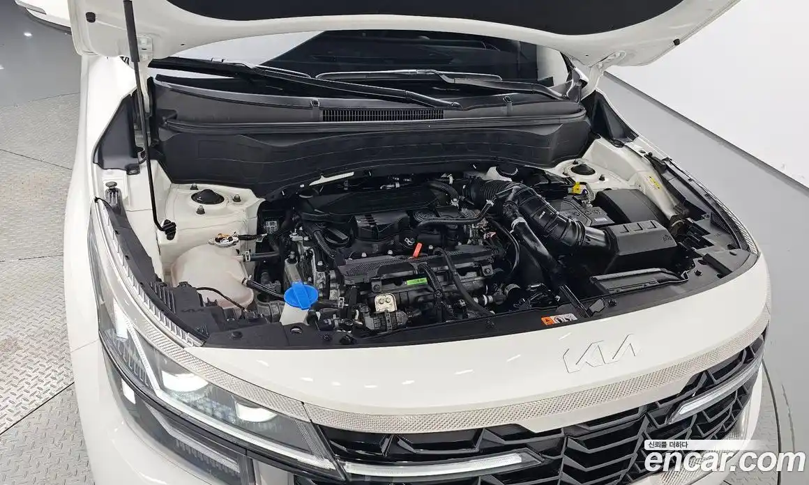 Kia Seltos 2025 1.6 Автомат в Москве № 121069, фото 8