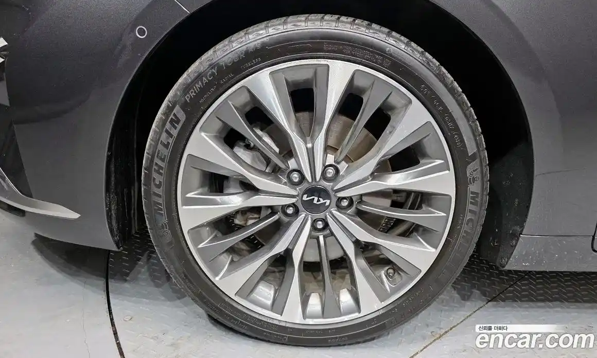 Kia K8 2023 2.5 Автомат в Москве № 121760, фото 15