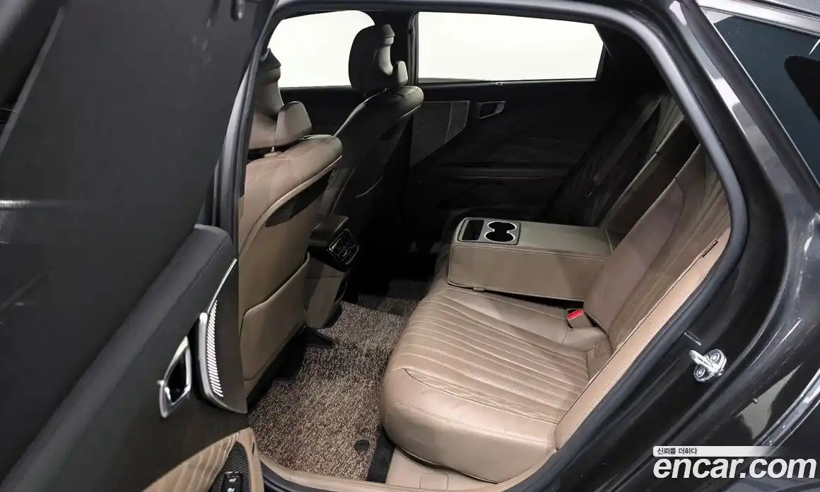 Kia K8 2023 2.5 Автомат в Москве № 121760, фото 17