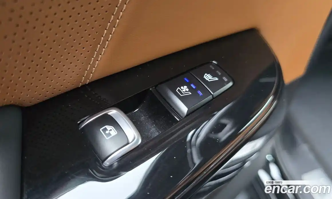 Kia Mohave 2022 3.0 Автомат в Москве № 122156, фото 20