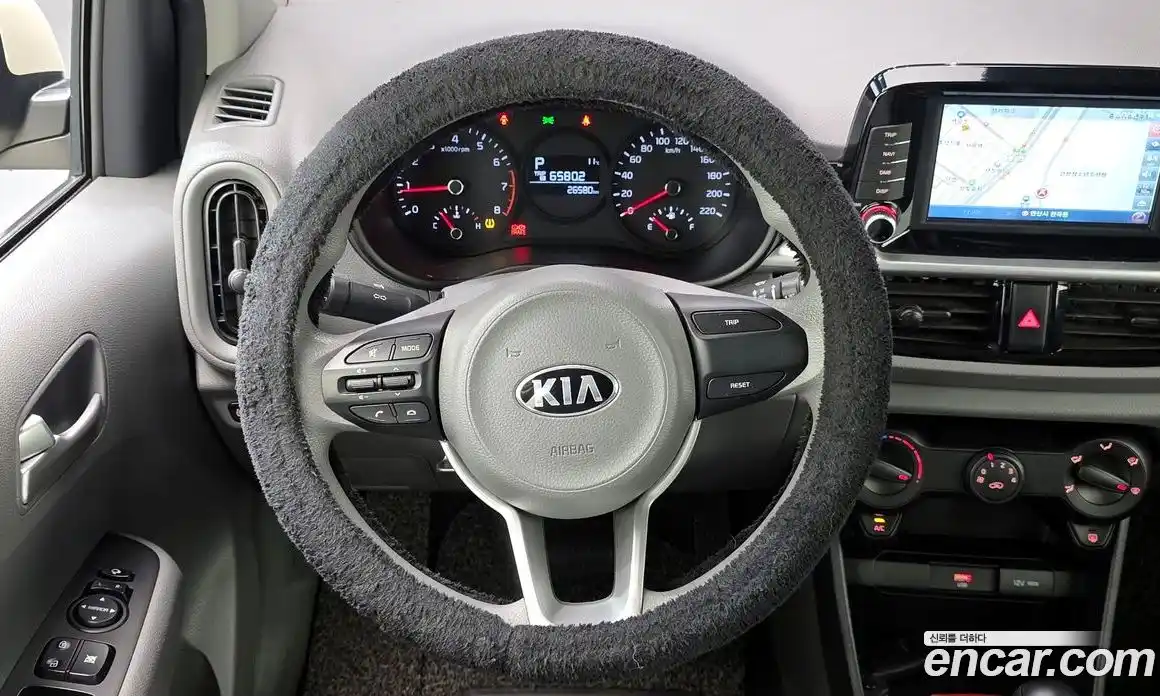 Kia Morning 2021 1.0 Автомат в Москве № 124173, фото 10