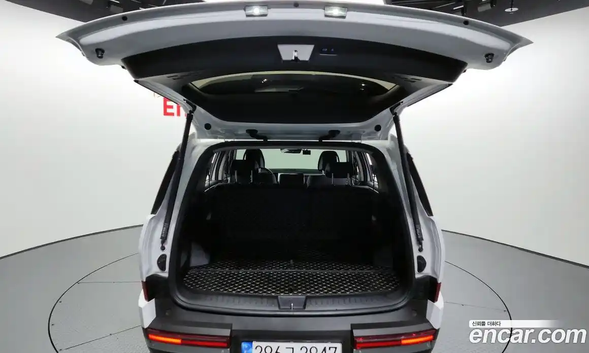 Hyundai Santa Fe 2024 2.5 Автомат в Москве № 124489, фото 1