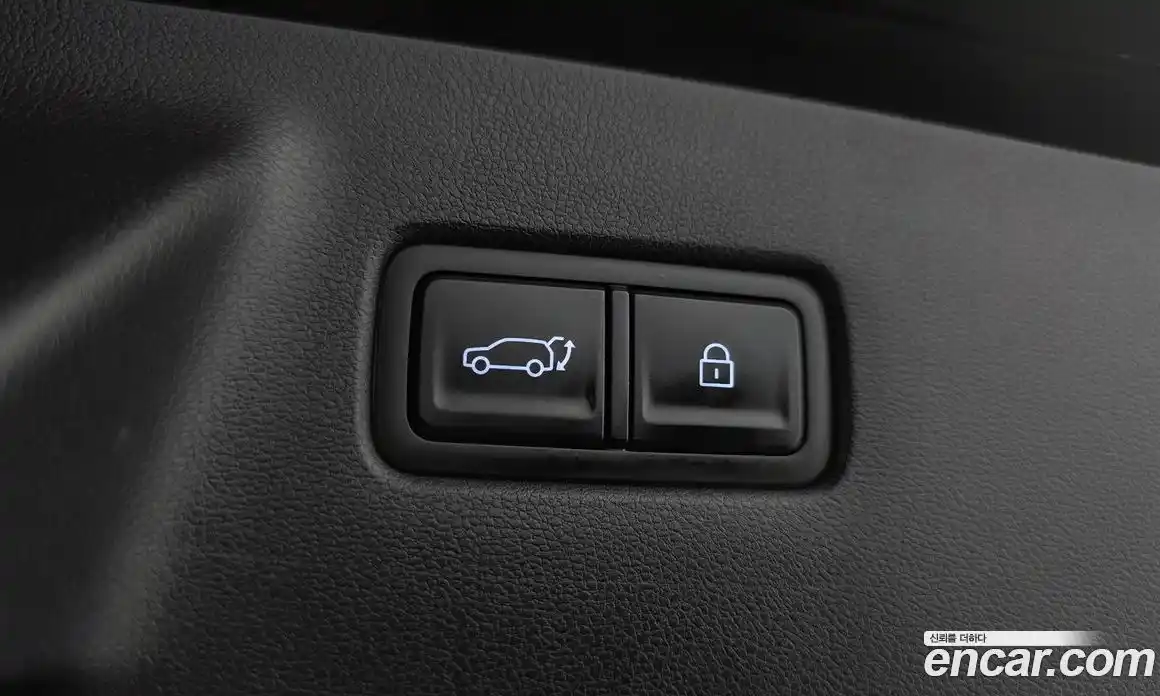 Hyundai Santa Fe 2024 1.6 Автомат в Москве № 126638, фото 13