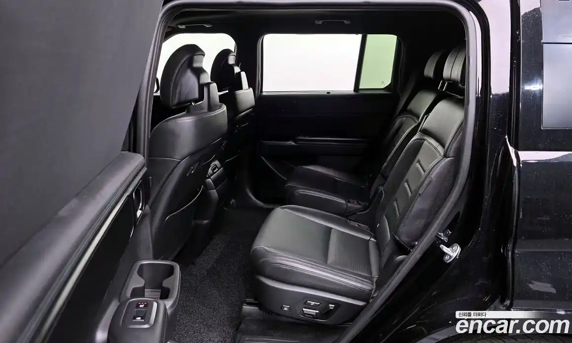 Hyundai Santa Fe 2024 1.6 Автомат в Москве № 126638, фото 14