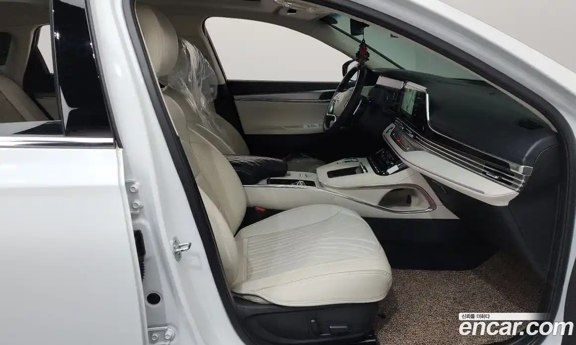 Hyundai Grandeur 2022 2.5 Автомат в Москве № 126885, фото 12