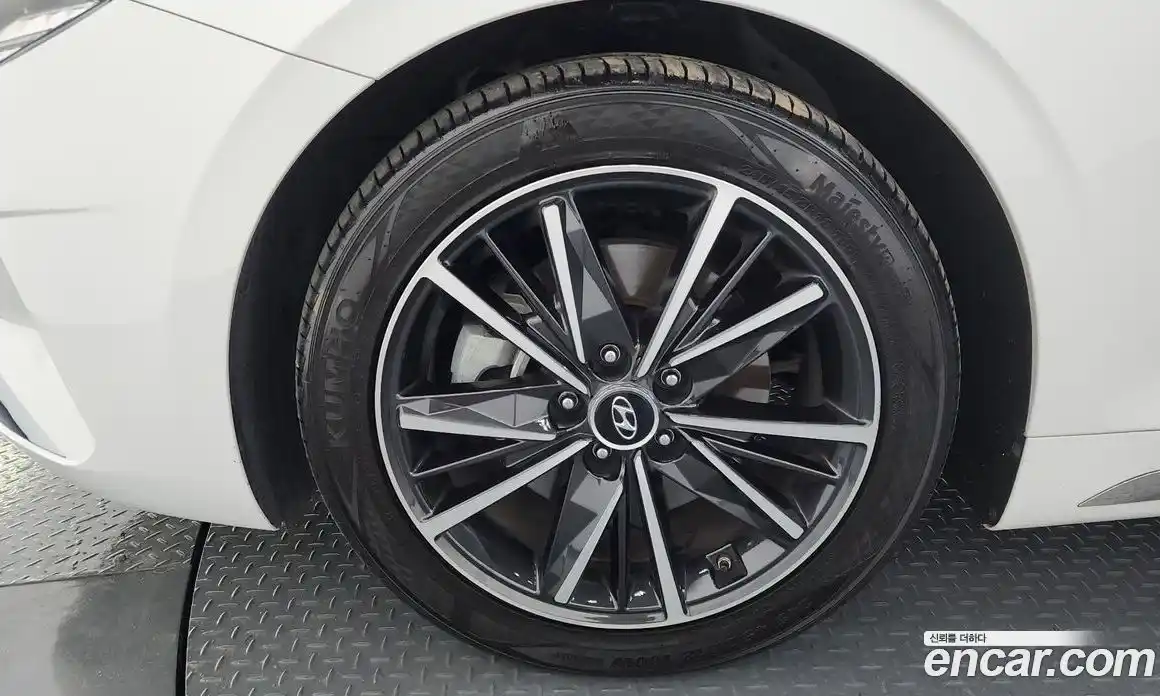 Hyundai Grandeur 2022 2.5 Автомат в Москве № 126885, фото 19