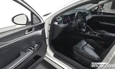 Kia K5 2022 2.0 Автомат в Москве № 132111, миниатюра 11