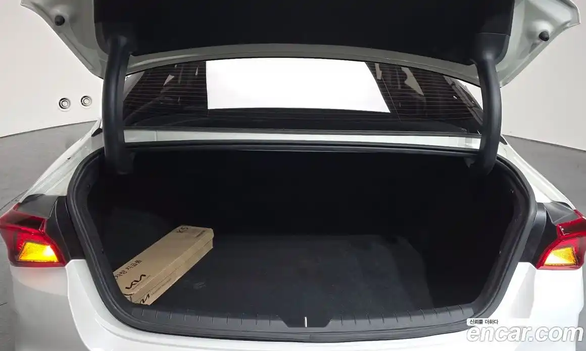 Kia K5 2022 2.0 Автомат в Москве № 132111, фото 19