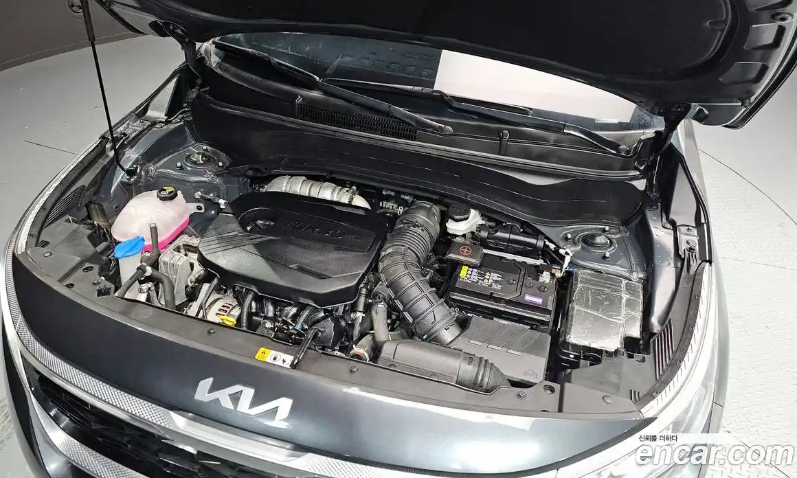 Kia Seltos 2023 1.6 Автомат в Москве № 132264, фото 6