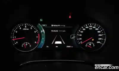 Kia Seltos 2023 1.6 Автомат в Москве № 132264, миниатюра 9