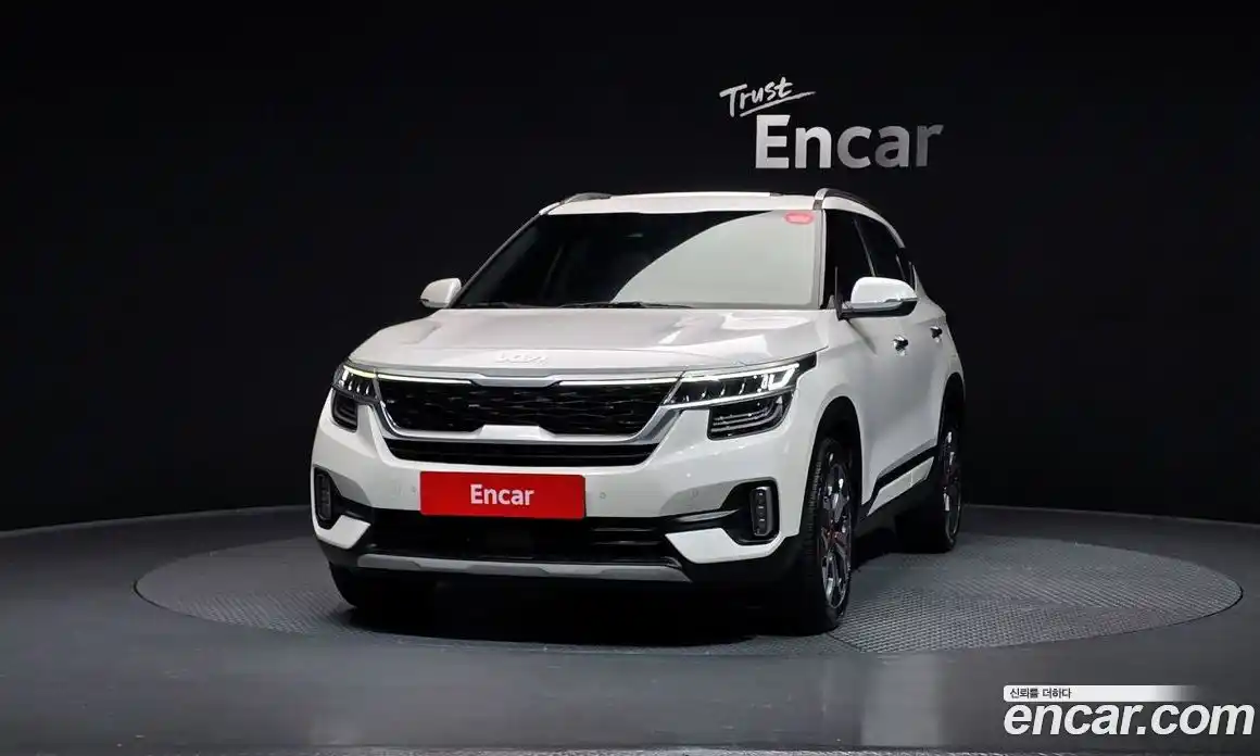 Kia Seltos 2023 1.6 Автомат в Москве № 132896, фото 16