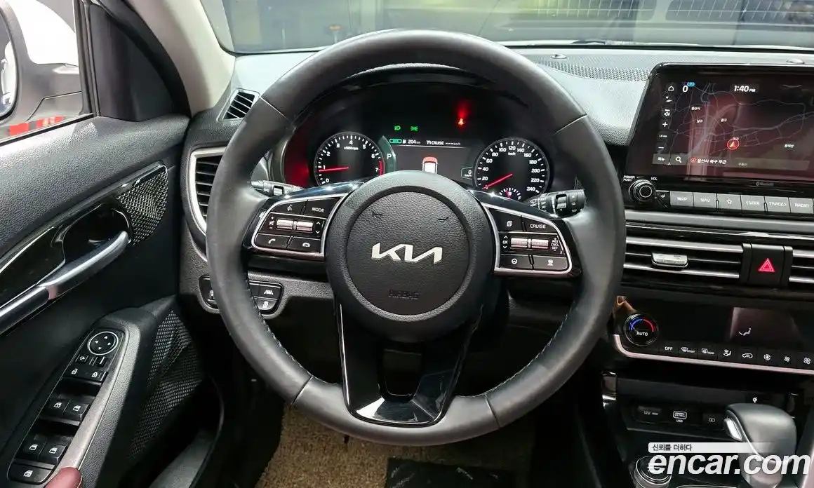 Kia Seltos 2023 1.6 Автомат в Москве № 132896, фото 18