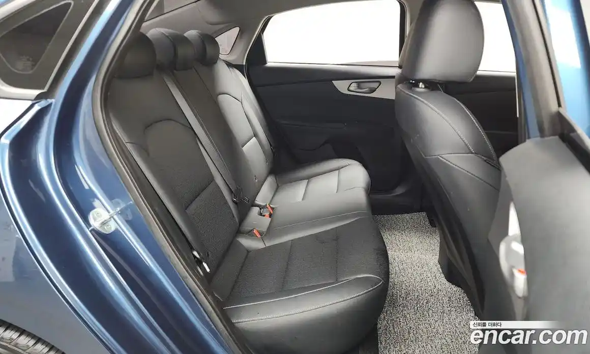 Kia K3 2022 1.6 Автомат в Москве № 133465, фото 19