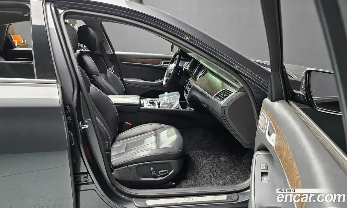 Genesis G80 2017 3.3 Автомат в Москве № 135594, фото 4