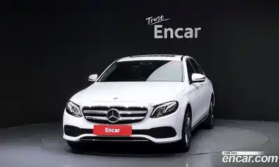 Mercedes-Benz E-Class 2018 2.0 Автомат в Москве № 137245, миниатюра 11