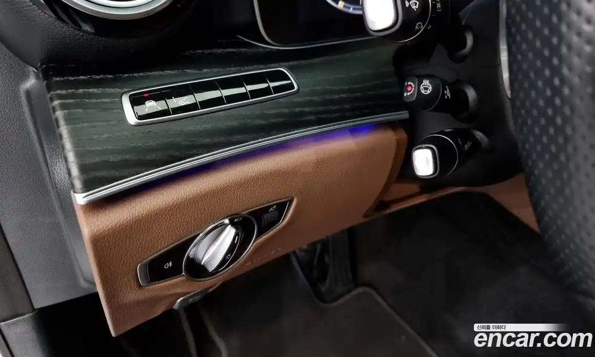 Mercedes-Benz E-Class 2018 2.0 Автомат в Москве № 137245, фото 5