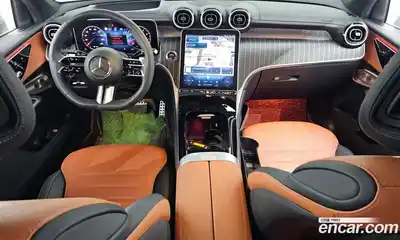 Mercedes-Benz GLC-Class 2024 2.0 Автомат в Москве № 138351, миниатюра 2