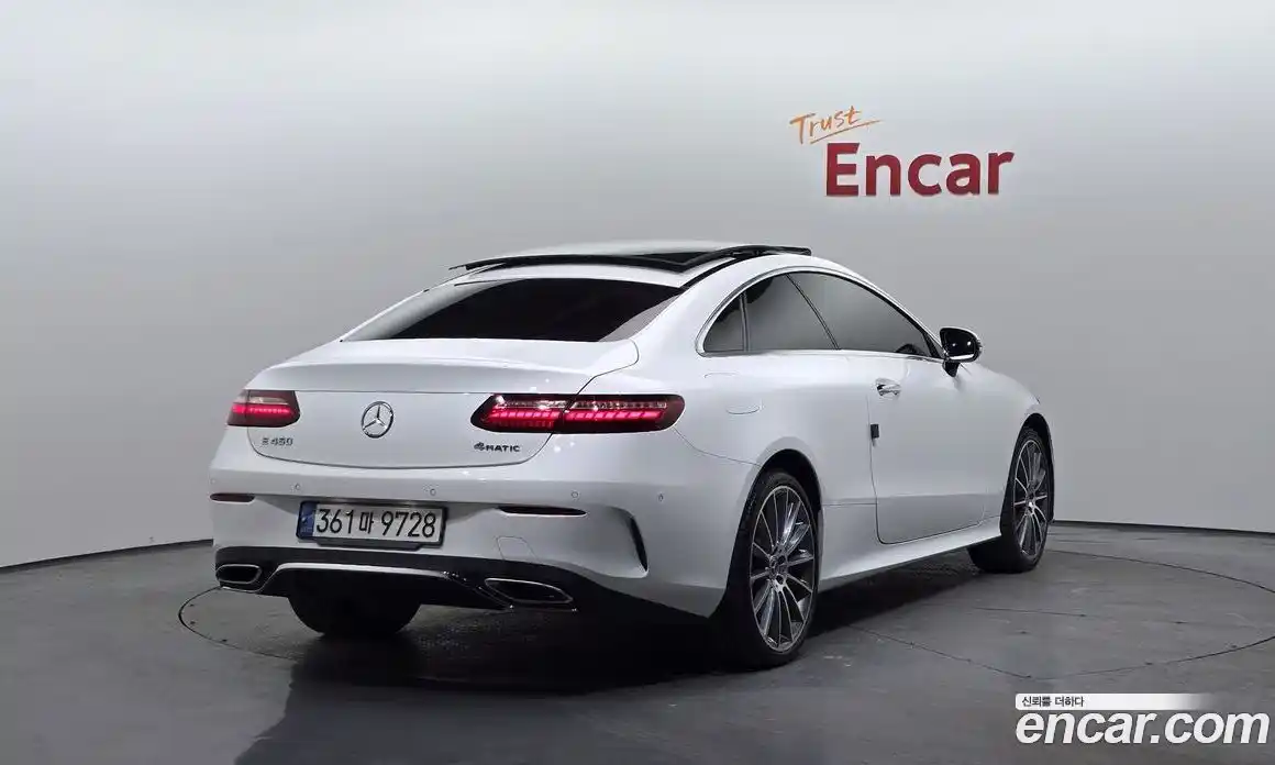 Mercedes-Benz E-Class 2021 3.0 Автомат в Москве № 138377, фото 3