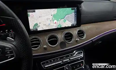 Mercedes-Benz E-Class 2018 1.9 Автомат в Москве № 141782, миниатюра 10