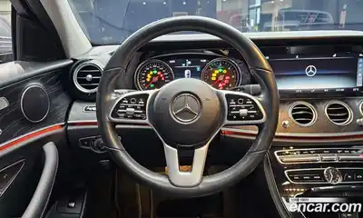 Mercedes-Benz E-Class 2019 1.9 Автомат в Москве № 142679, миниатюра 5