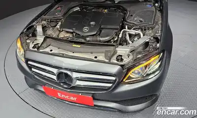 Mercedes-Benz E-Class 2019 1.9 Автомат в Москве № 142679, миниатюра 10