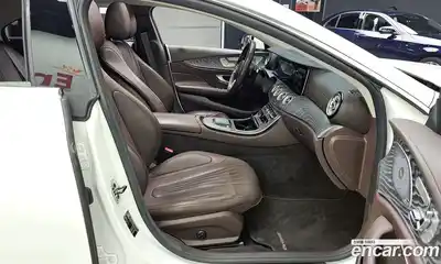 Mercedes-Benz CLS-Class 2021 3.0 Автомат в Москве № 150671, миниатюра 2