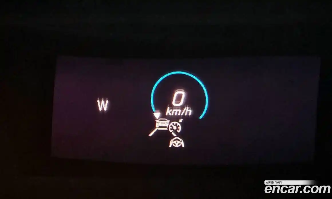 Mercedes-Benz E-Class 2023 1.9 Автомат в Москве № 150928, фото 11