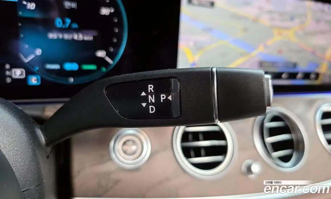 Mercedes-Benz E-Class 2023 1.9 Автомат в Москве № 150928, фото 16