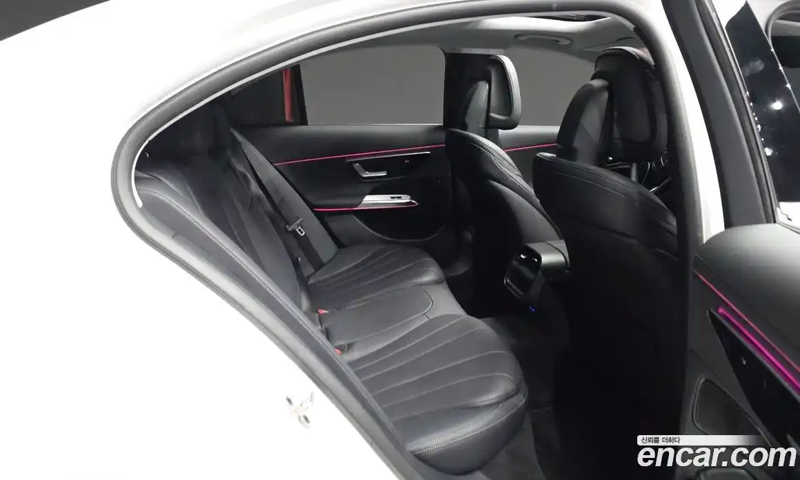 Mercedes-Benz E-Class 2025 2.0 Автомат в Москве № 160109, фото 15