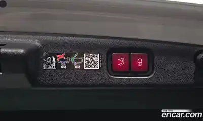 Mercedes-Benz E-Class 2025 2.0 Автомат в Москве № 160109, миниатюра 3