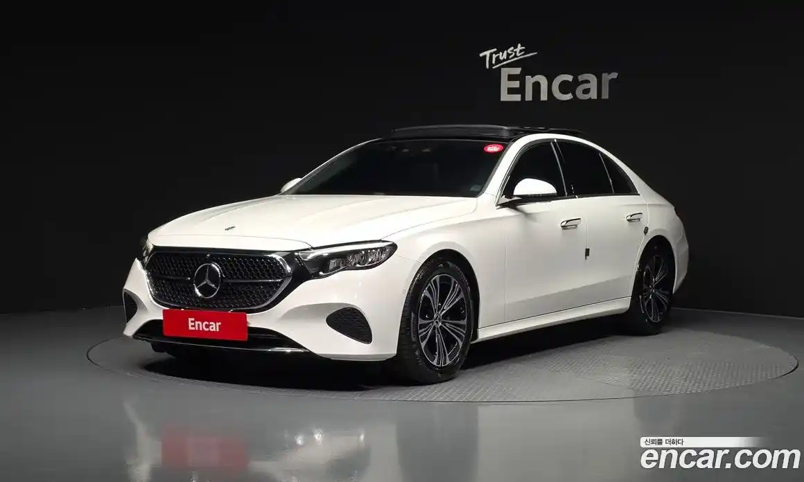 Mercedes-Benz E-Class 2025 2.0 Автомат в Москве № 160109, фото 4