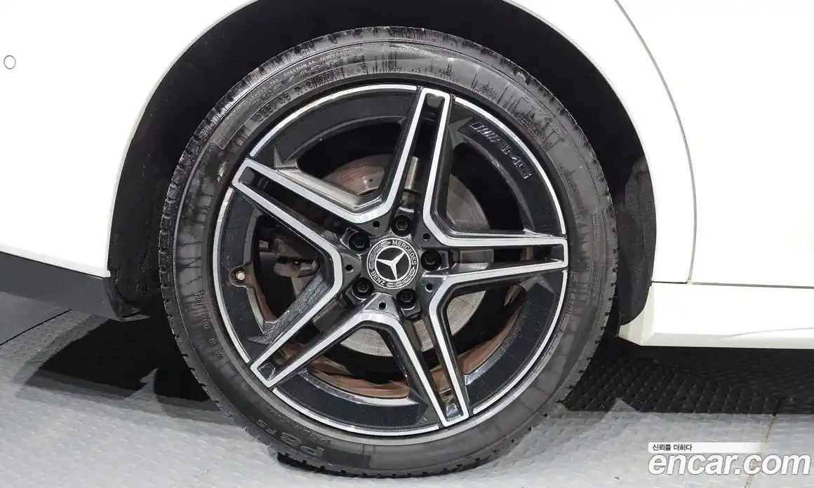 Mercedes-Benz CLA-Class 2020 2.0 Автомат в Москве № 160769, фото 11