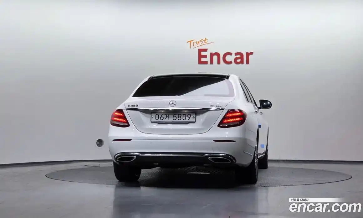 Mercedes-Benz E-Class 2019 3.0 Автомат в Москве № 161557, фото 18