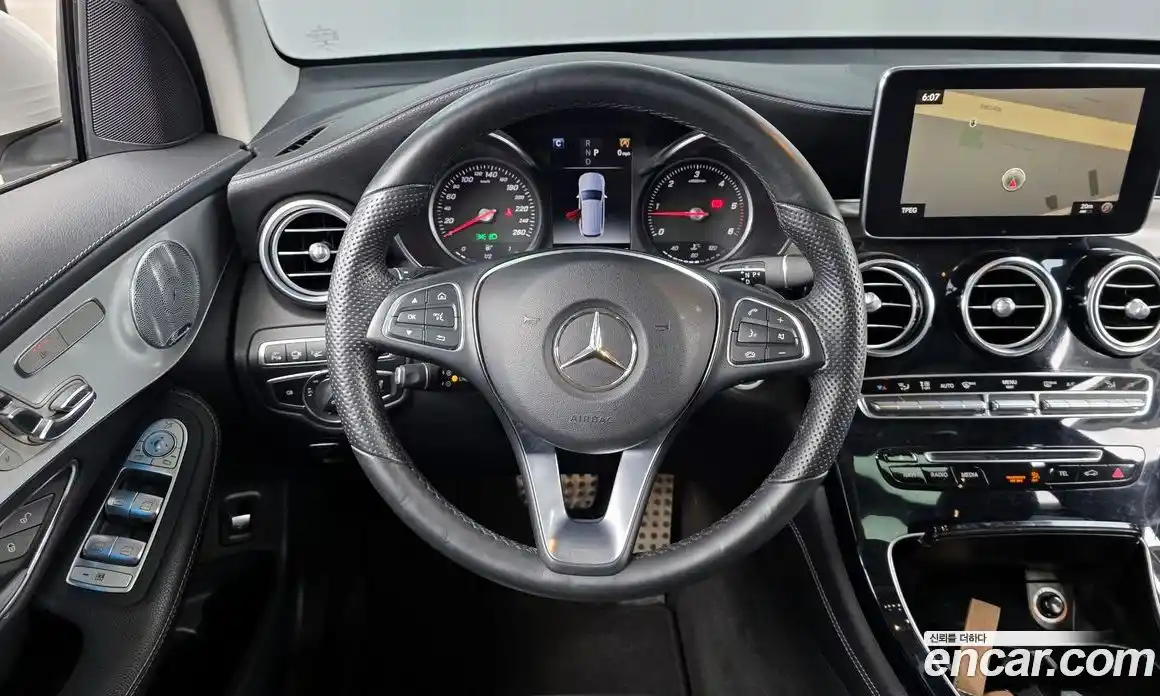 Mercedes-Benz GLC-Class 2018 2.1 Автомат в Москве № 161903, фото 16