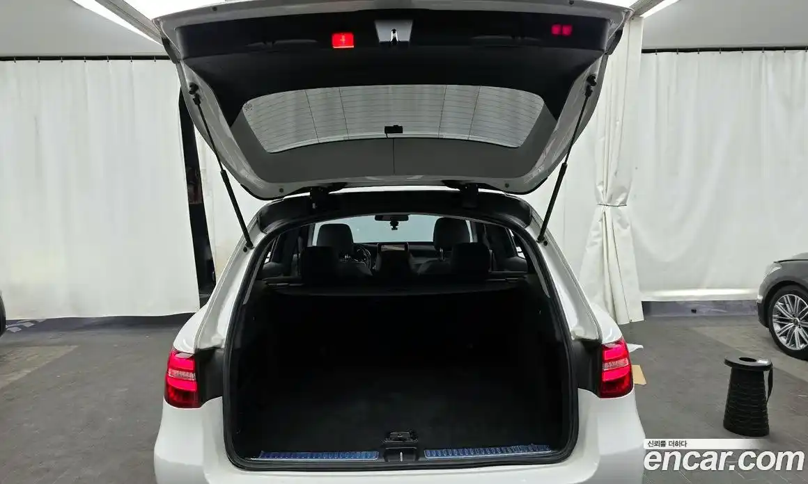 Mercedes-Benz GLC-Class 2018 2.1 Автомат в Москве № 161903, фото 20