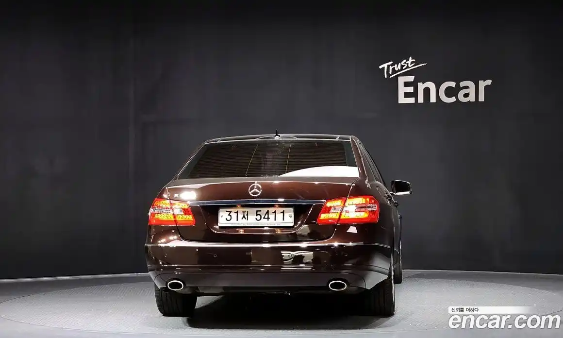 Mercedes-Benz E-Class 2010 3.0 Автомат в Москве № 162005, фото 12