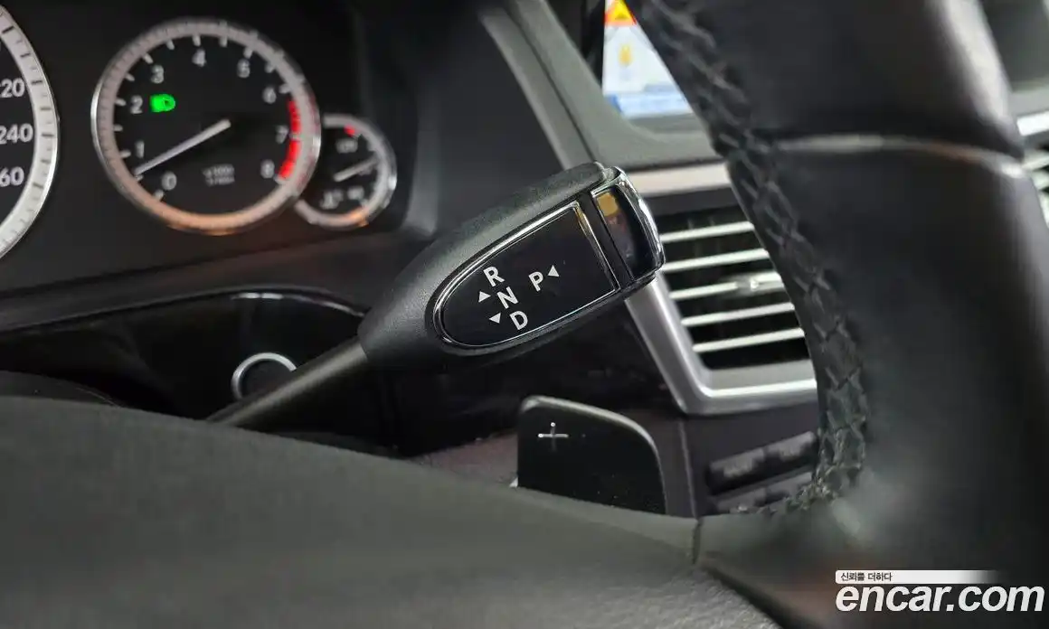 Mercedes-Benz E-Class 2010 3.0 Автомат в Москве № 162005, фото 14