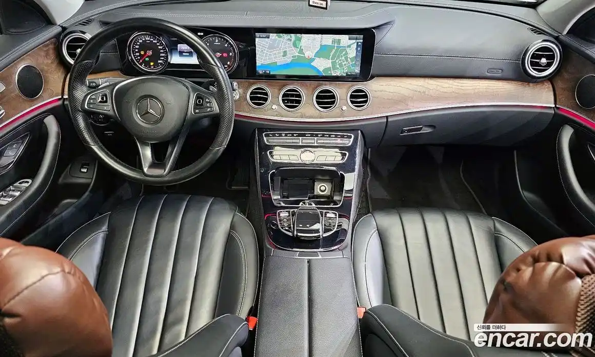 Mercedes-Benz E-Class 2017 1.9 Автомат в Москве № 162038, фото 15